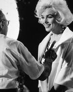 Мэрилин Монро: 358x450 / 34 Кб