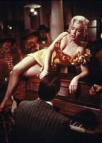 Мэрилин Монро: 324x450 / 33 Кб