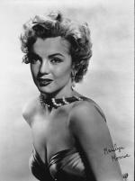 Мэрилин Монро: 336x450 / 25 Кб