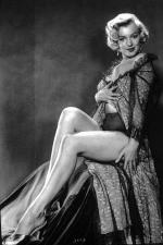 Мэрилин Монро: 300x450 / 29 Кб