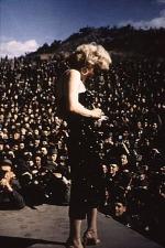 Мэрилин Монро: 300x450 / 36 Кб