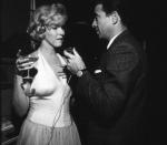 Мэрилин Монро: 391x340 / 21 Кб