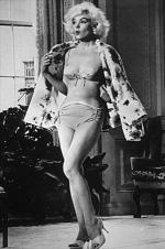 Мэрилин Монро: 299x450 / 36 Кб