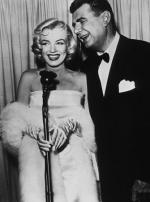 Мэрилин Монро: 335x450 / 27 Кб