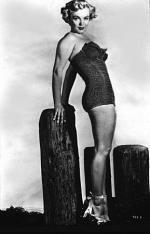 Мэрилин Монро: 289x450 / 25 Кб