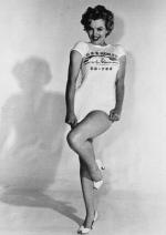 Мэрилин Монро: 319x450 / 22 Кб