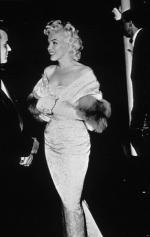 Мэрилин Монро: 286x450 / 20 Кб