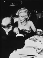 Мэрилин Монро: 333x450 / 27 Кб