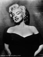 Мэрилин Монро: 344x450 / 32 Кб