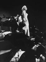 Мэрилин Монро: 335x450 / 25 Кб