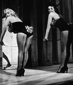 Мэрилин Монро: 390x450 / 36 Кб