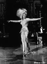 Мэрилин Монро: 331x450 / 31 Кб