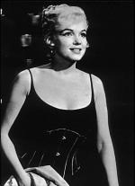 Мэрилин Монро: 327x450 / 26 Кб