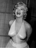 Мэрилин Монро: 343x450 / 32 Кб