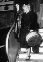 Мэрилин Монро: 315x450 / 39 Кб