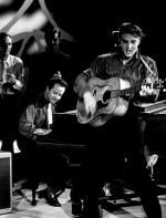 Элвис Пресли: 343x450 / 31 Кб