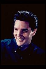 Элвис Пресли: 300x450 / 16 Кб