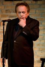 Джеки Мэйсон: 600x900 / 82 Кб