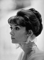 Одри Хепберн: 334x450 / 30 Кб