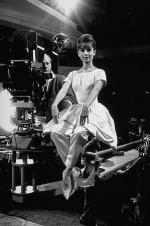 Одри Хепберн: 299x450 / 36 Кб