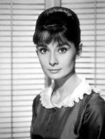 Одри Хепберн: 340x450 / 29 Кб