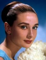 Одри Хепберн: 350x450 / 30 Кб