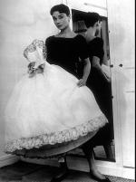 Одри Хепберн: 336x450 / 32 Кб