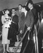 Одри Хепберн: 361x450 / 39 Кб