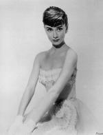 Одри Хепберн: 346x450 / 22 Кб