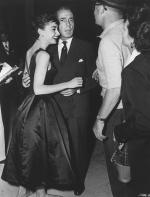 Одри Хепберн: 344x450 / 30 Кб