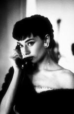 Одри Хепберн: 294x450 / 19 Кб