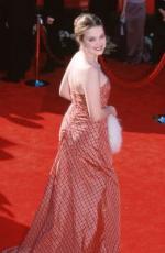 Кимберли Дж. Браун: 261x400 / 22 Кб