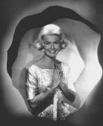 Дорис Дэй: 367x450 / 23 Кб