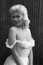 Джейн Мэнсфилд: 334x500 / 31 Кб