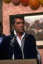 Дин Мартин: 303x450 / 32 Кб