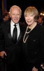 Ширли МакЛейн: 251x400 / 17 Кб