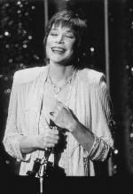 Ширли МакЛейн: 310x450 / 31 Кб