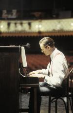 Кевин Клайн: 1338x2048 / 394 Кб