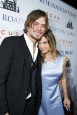 Мира Сорвино: 267x400 / 25 Кб