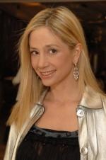 Мира Сорвино: 266x400 / 23 Кб