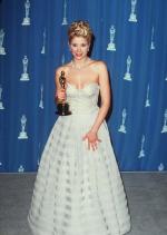 Мира Сорвино: 468x658 / 47 Кб