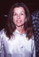 Женевьев Бюжольд: 276x400 / 23 Кб