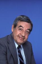 Том Босли: 333x500 / 23 Кб