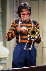 Робин Уильямс: 273x420 / 26 Кб