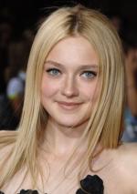 Дакота Фаннинг: 283x400 / 22 Кб