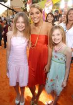 Дакота Фаннинг: 279x400 / 33 Кб