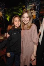 Дакота Фаннинг: 266x400 / 25 Кб