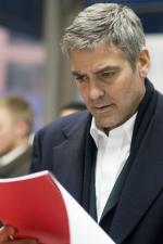 Джордж Клуни: 1370x2048 / 326 Кб