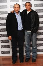 Джордж Клуни: 828x1280 / 171 Кб