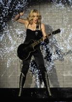 Мадонна: 286x400 / 36 Кб